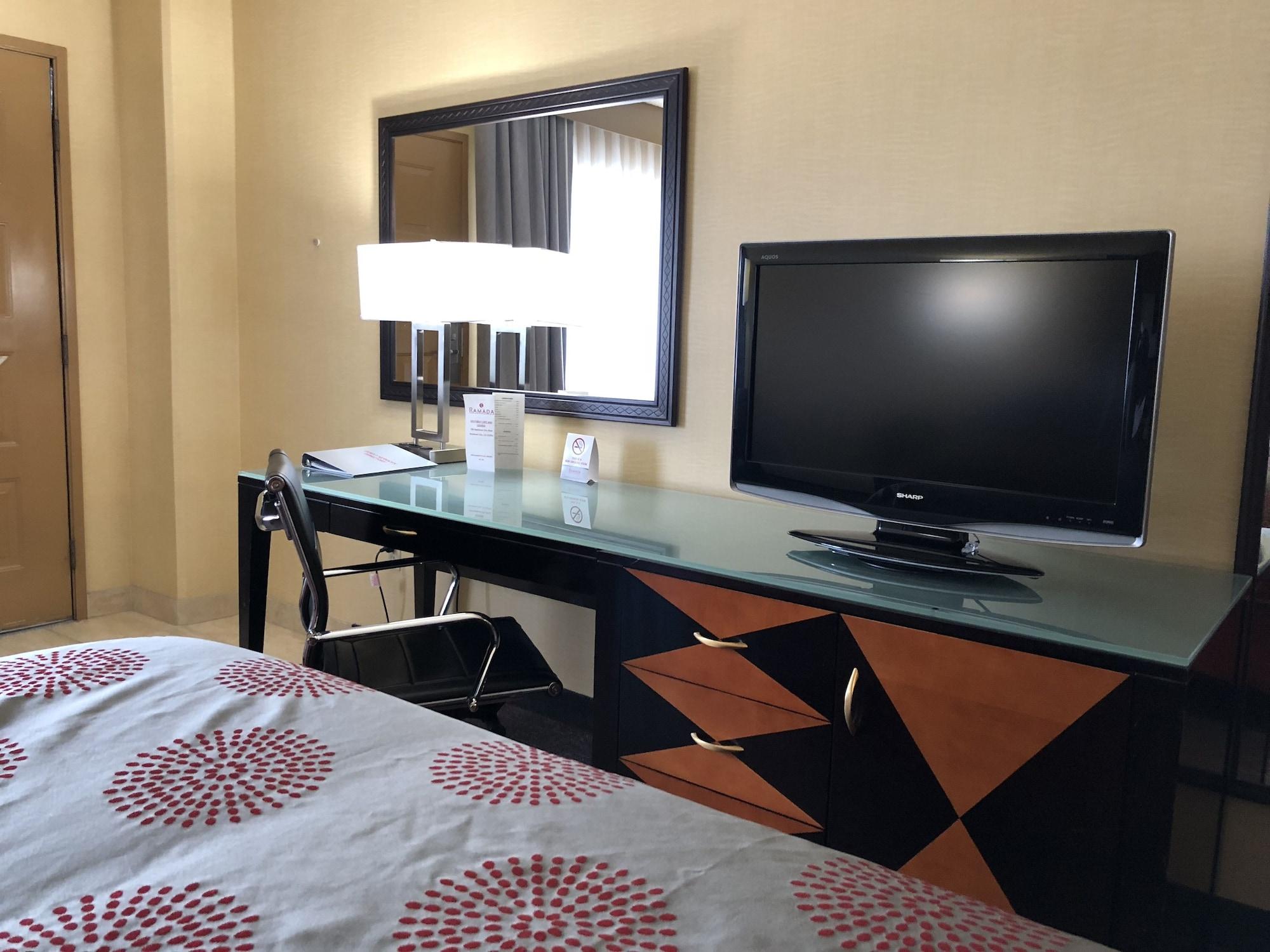 Ramada By Wyndham San Diego National City Εξωτερικό φωτογραφία