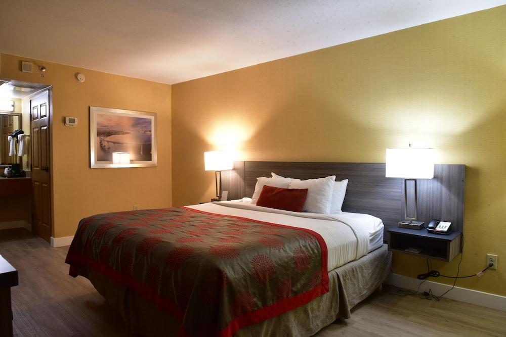 Ramada By Wyndham San Diego National City Εξωτερικό φωτογραφία