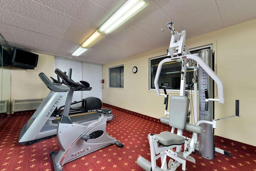 Ramada By Wyndham San Diego National City Εξωτερικό φωτογραφία