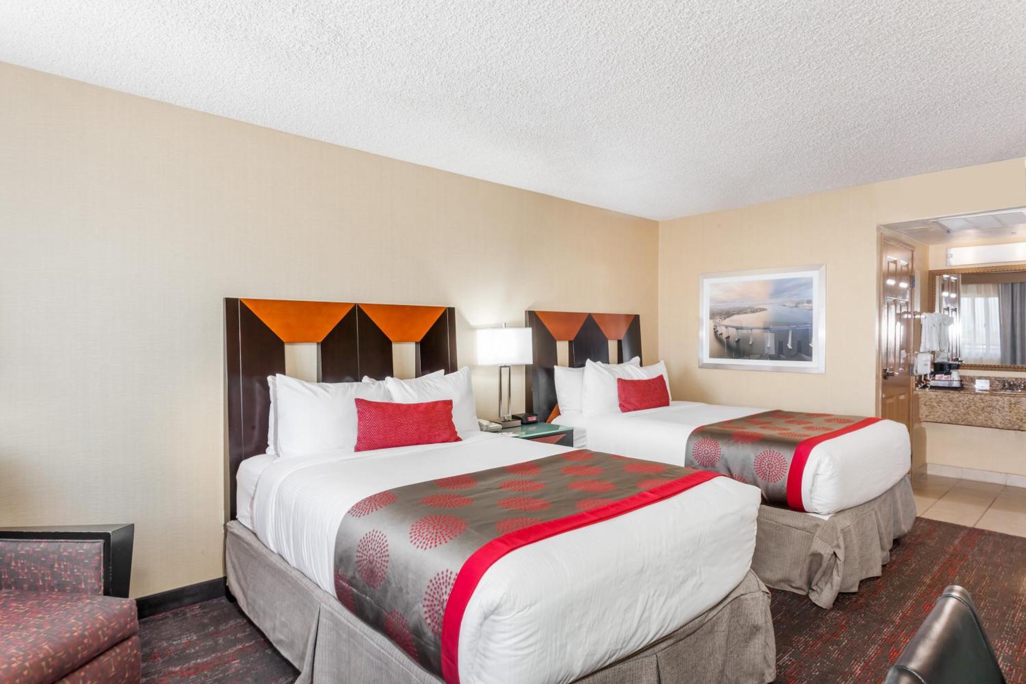 Ramada By Wyndham San Diego National City Εξωτερικό φωτογραφία