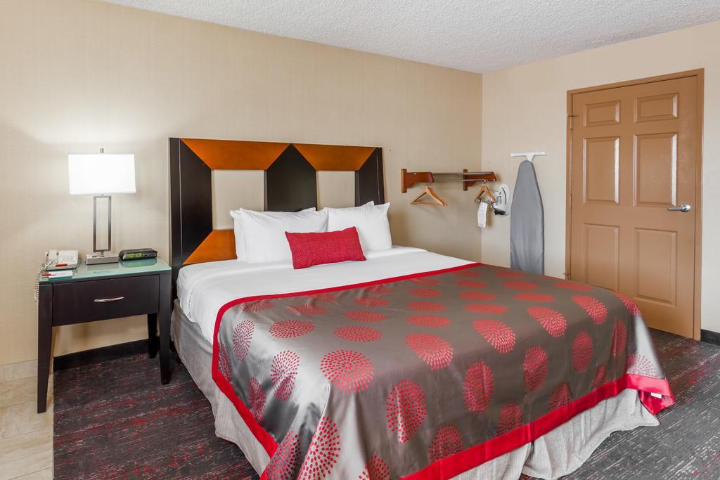Ramada By Wyndham San Diego National City Εξωτερικό φωτογραφία